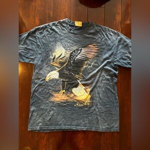 Vintage Blue Graphic T-Shirt with Eagle Design XL